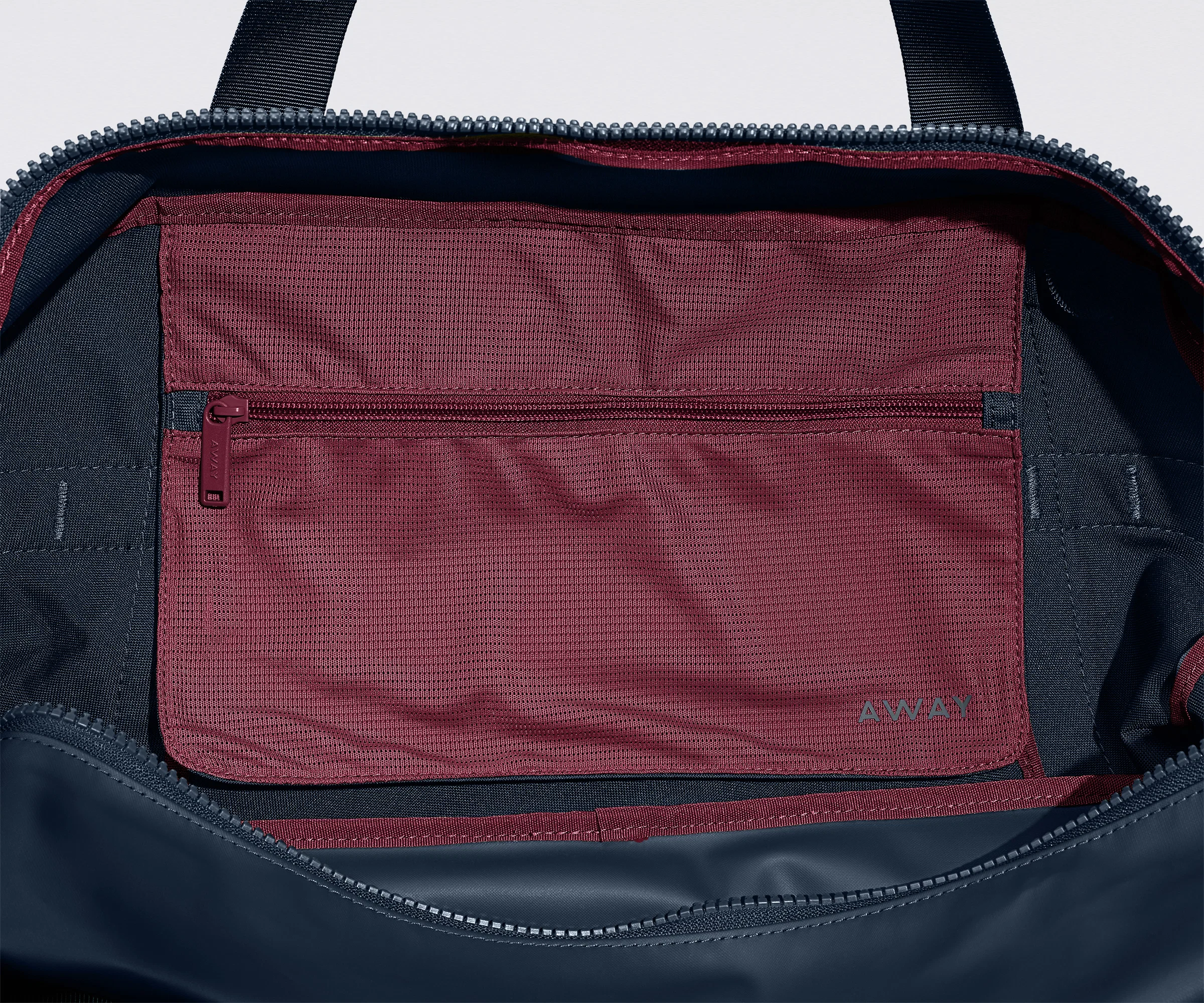 Active Duffle 40L in Navy Blue - Image 4