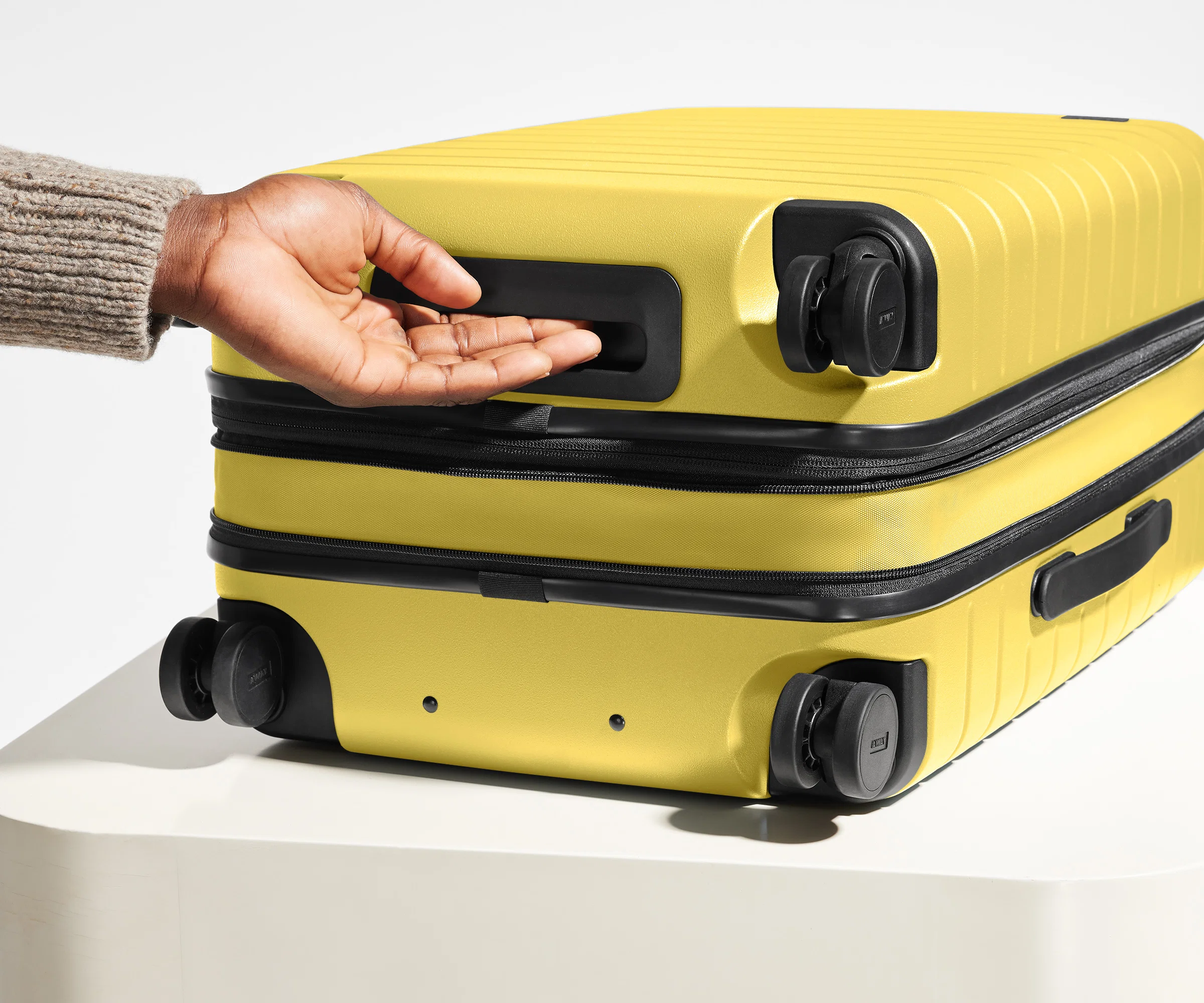 The Bigger Carry-On Flex in Sunshine Yellow - Image 6