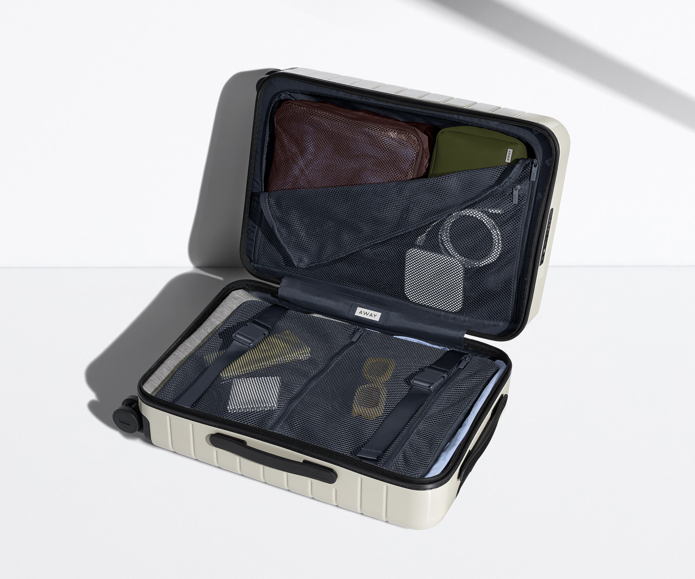 The Carry-On in Salt White (Gloss) - Image 4