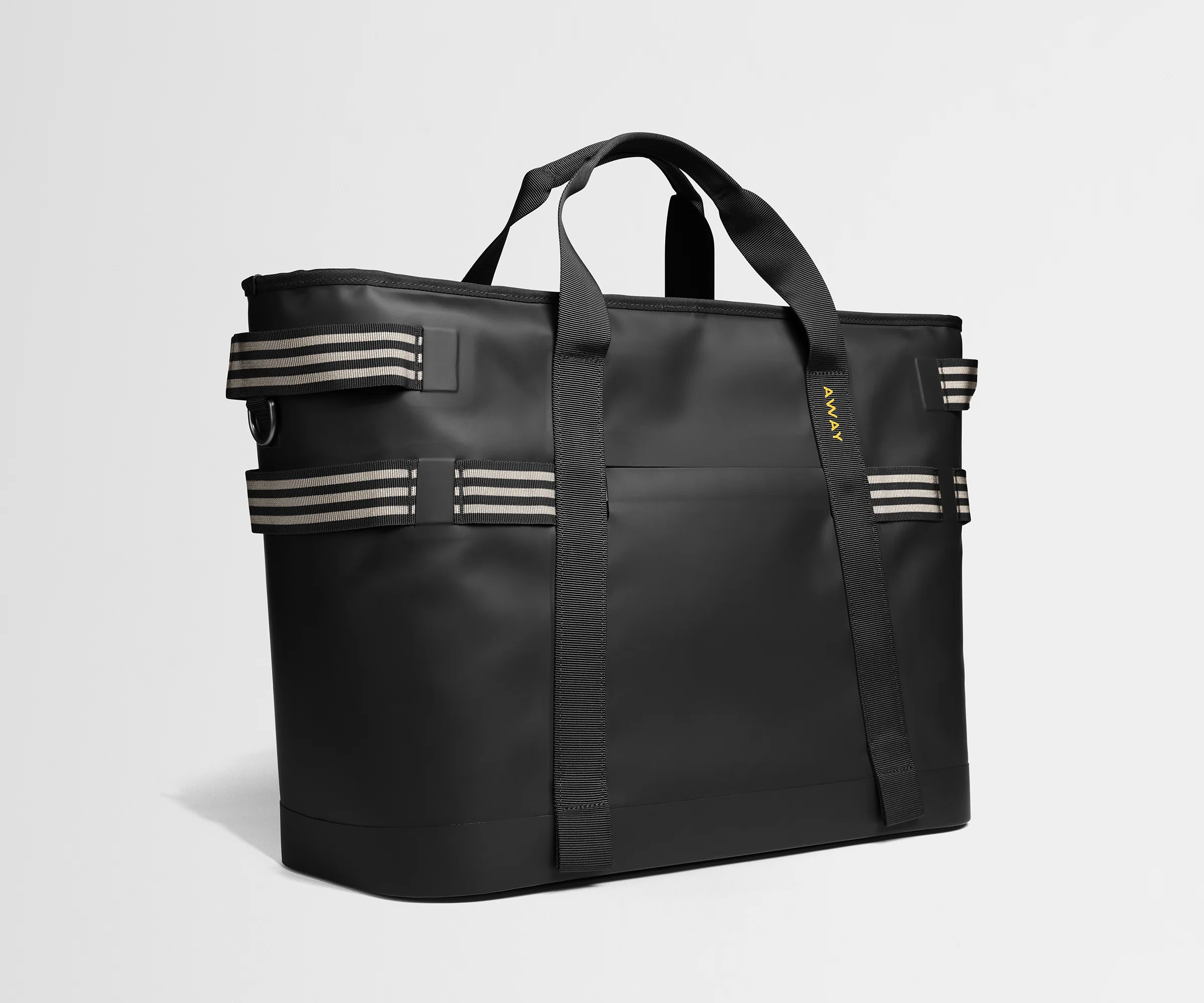 Cooler Tote in Jet Black - Image 6