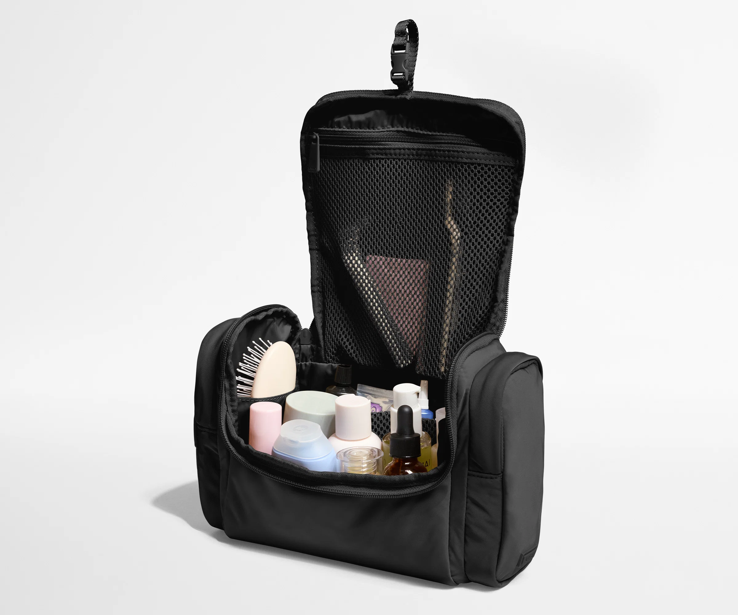 Featherlight Hanging Travel Vanity in Jet Black - Image 2