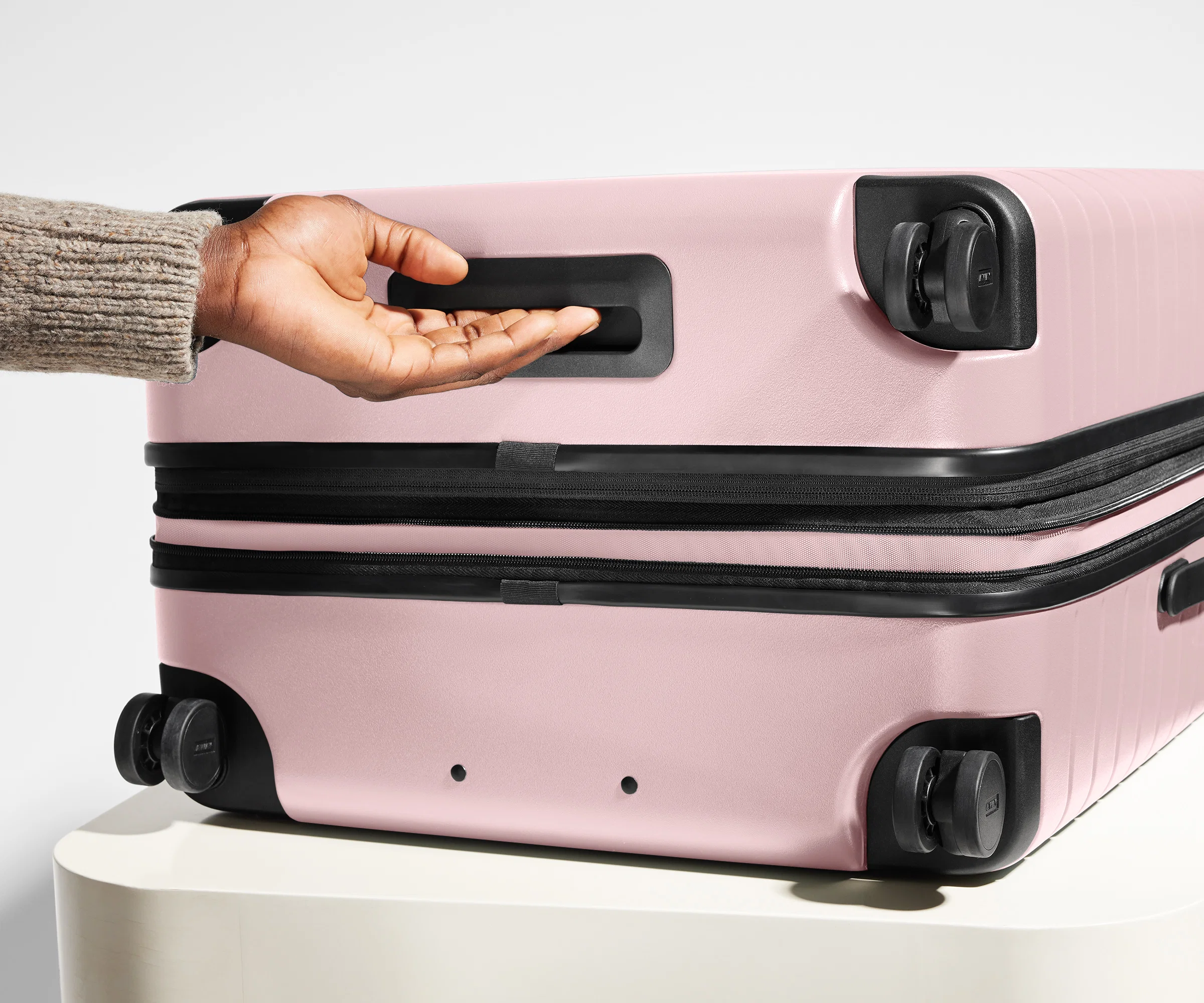 The Large Flex in Blush Pink - Image 6