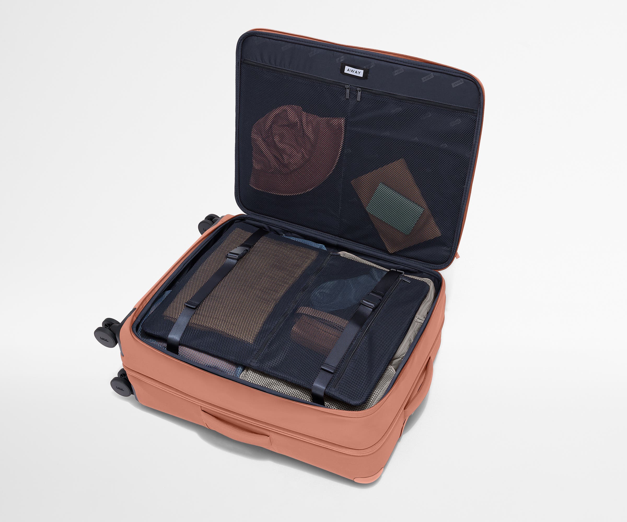 Softside Large in Clay Pink - Image 5