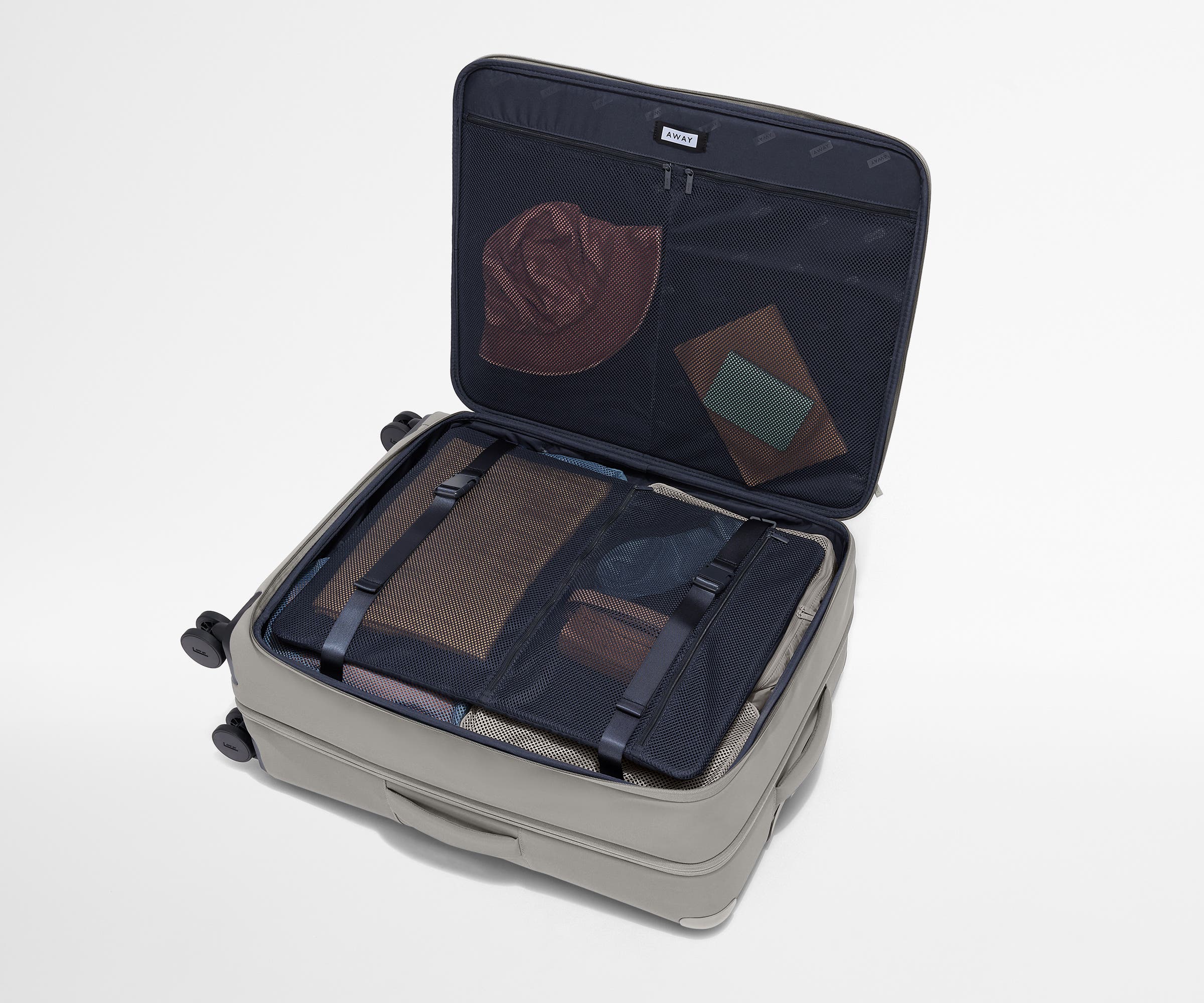 Softside Large in Cloud Gray - Image 5