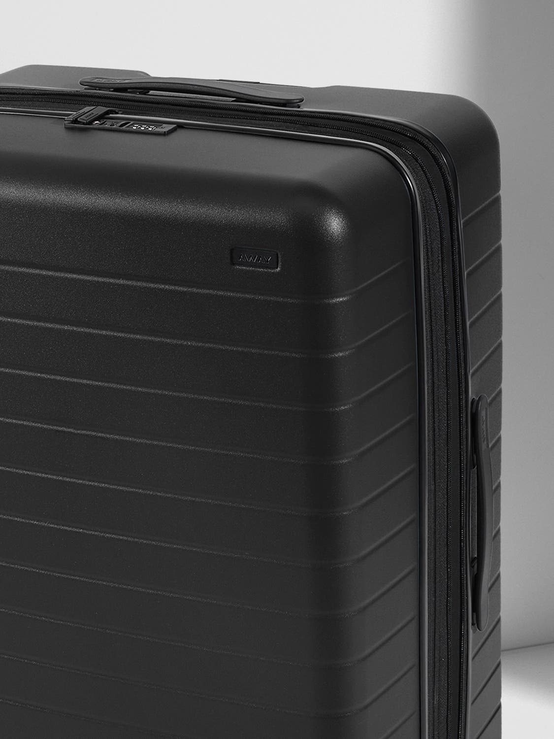 The Large Flex in Jet Black (DTM) - Image 12
